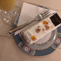 Passion fruit vegan cake at Isabella Glutenfrei Patisserie in Cologne