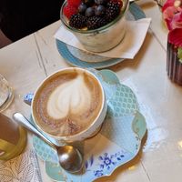 Granola und Sojajoghurt at Isabella Glutenfrei Patisserie in Cologne