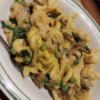 loaded vegan mac at Wonderland in Milwaukee