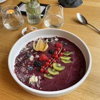 Acai Bowl at Café Lil im Heidkrug in Lueneburg