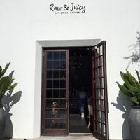 Exterior of Raw and Juicy at Raw and Juicy in Alys Beach