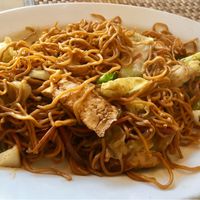 Chow Mein at Green Earth Vegan Cuisine in Pasadena