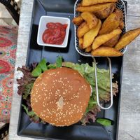 Happy King Burger with Wedges at Loving Hut in St Kanzian