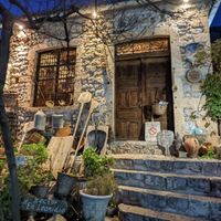 Front at En Leonidio in Leonidio