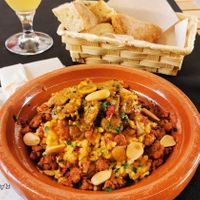 "tajines" Marrakech plate with vegan meat. Really good  at Dükela in Pontevedra