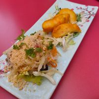 Ensalada de papaya y langostinos veganos (Menú) at Sawadika in Zaragoza