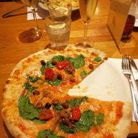 Vegana pizza at V.E.S.P.A in Malmo