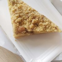 vegan apple cake (underwhelming) at Frooteria in Munich