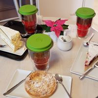 Vegan cake in middle at Seecafé in Goeppingen