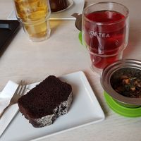 Vegan chocolate cake & raspberry mint tea at Seecafé in Goeppingen