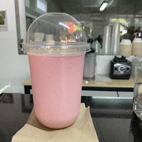 Strawberry milkshake (coconut milk and vegan strawberry ice cream) and almonds  #Veganuary at Rossini in Koh Samui