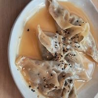 Gyozas à la truffe at Lipopette in Lyon