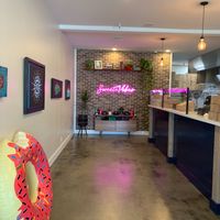 Clean cafe at Broad Street Dough Co in Encinitas