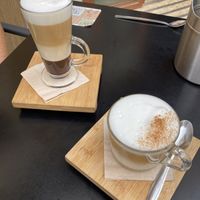 mocca y pumpkin spice latte at Craft Coffee in Almeria