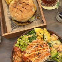 Burger & Poke Bowöl  at Grá Irish Gastropub in Mallorca