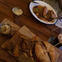 Cheeseburger & Classic Burger  at Grá Irish Gastropub in Mallorca