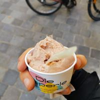 Chestnut ice cream at Eisperle - Färbergasse in Graz