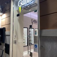 Entrance at Guttilla - Via Dei Gracchi in Rome