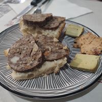 Morcilla y quesos veganos at El Sarao de Lara in Las Rozas De Madrid