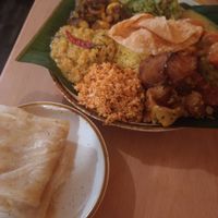 Plate of the day and roti at Mirisata in Portland