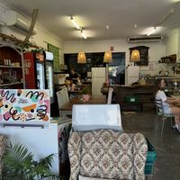 Nice atmosphere and decorations   at OWL Wholefoods in Canungra