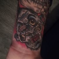 Shrunken head at Skull Island Tattoo in Hamburg