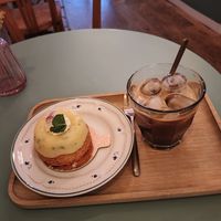 The "Francis" and a cafe glacé at Michel MaBelle in Bordeaux
