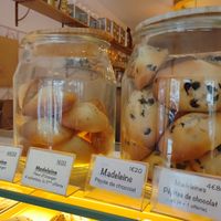 Madelines! at Michel MaBelle in Bordeaux