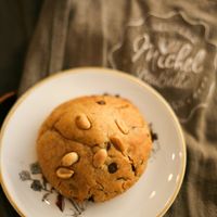 Le cookie pépite de chocolat et cacahuète, mon préféré at Michel MaBelle in Bordeaux