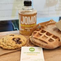 Menu "Grand gaufré" at Eve, la sandwicherie végétale in Paris