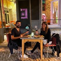 Happy vegans at Kirmizi Ardic Kusu in Alacati