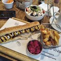 "El jocho" la salchicha la hacen en casa, es súper rico y la porción, bueno enorme! at Siempre Viva in Mexico City