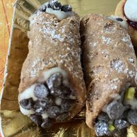 Cannolini siciliani  at efrem in Turin