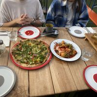 Vegan pizza and cauliflower bites at George's Beach Club in Raglan