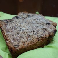 Vegan banana bread at Holis Market in Vienna