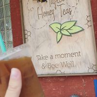 store front at Abeille Voyante Tea Co in Millvale