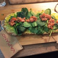 Pinsa pesto con spinaci vegan at Vapiano in Dusseldorf