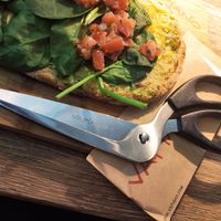Scissors for pizza at Vapiano in Dusseldorf
