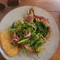Veganised smashed AVO on toast. A big vegan breakfast at La Mar Cafe Providore in Turners Beach