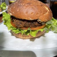 Hamburguesa vegana de setas  at Hostel La Parra in Bakio