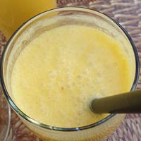 Vegan Mango Lassi at New Yak and Yeti in Berlin