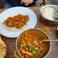 VEGAN chickpeas with curry at New Yak and Yeti in Berlin