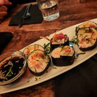  Makis x 6 pieces & tamari sauce

nori leaf, semi-complete rice, fresh “tuna” or “salmon” (konjac, microalgae), avocado, seasonal raw vegetables, low-fat soy yogurt mayon at Soya Cantine Bio in Paris