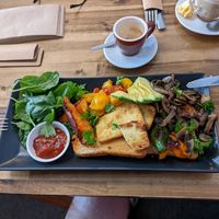 Big breakfast at Sweet-Ness Cafe in Wynyard