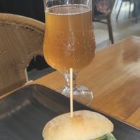 Minihamburguesa con algas y espirulina. at MESTIZA in Valencia