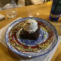 Brownie con helado  at MESTIZA in Valencia