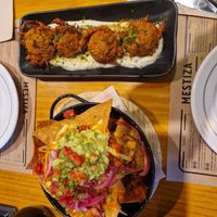 Pakora and nachos at MESTIZA in Valencia