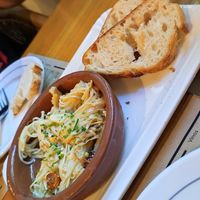 Setas enoki al ajillo at MESTIZA in Valencia