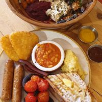 Full Breakfast + large Buddha Bowl at Needlemakers in Lewes