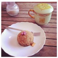 Cashew Cinnamon Cake at Princess SchokoBar in Munich